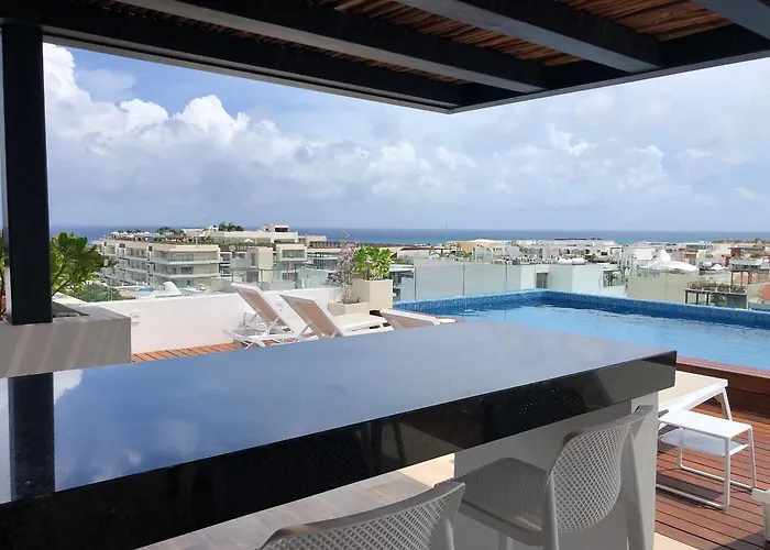 Modern Close To The Beach, Roof Pool And Fast Wifi