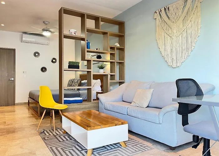 Modern Close To The Beach, Roof Pool And Fast Wifi